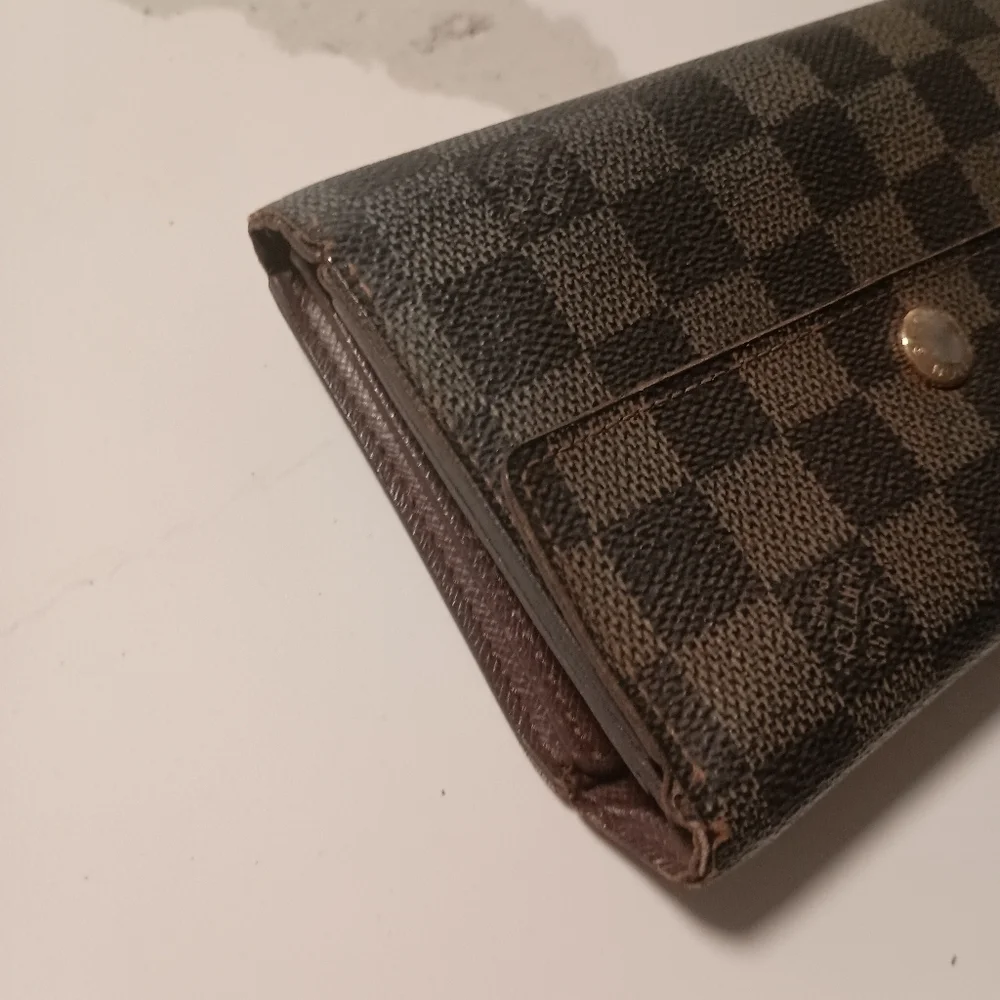 Authentic Louis Vuitton Louis Vuitton Tri-Fold Wallet Damier Porto Monogram
